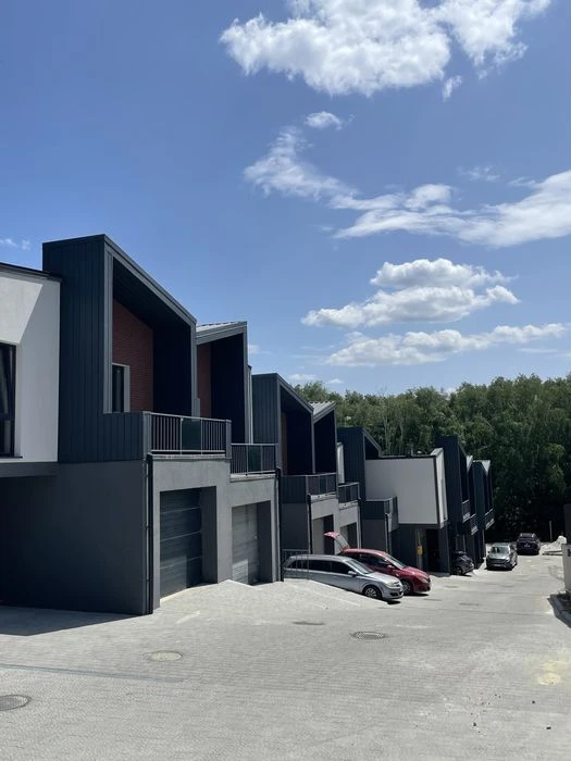 Продаж котеджу будинку таунхауз Майорівка Пасічна