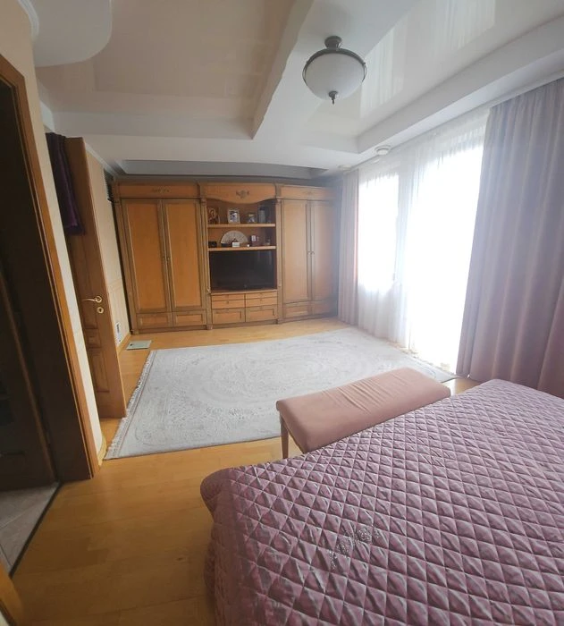 КОТЕДЖ з ліфтом! вул.Гіпсова (Алтайські озера) 275кв.м.+гара