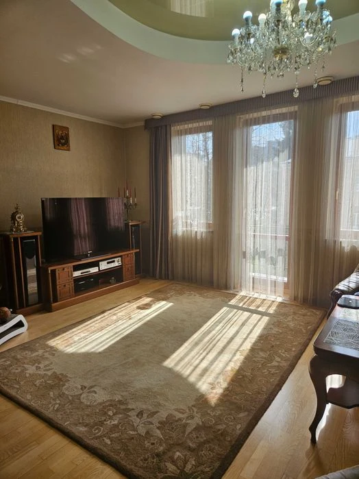 КОТЕДЖ з ліфтом! вул.Гіпсова (Алтайські озера) 275кв.м.+гара