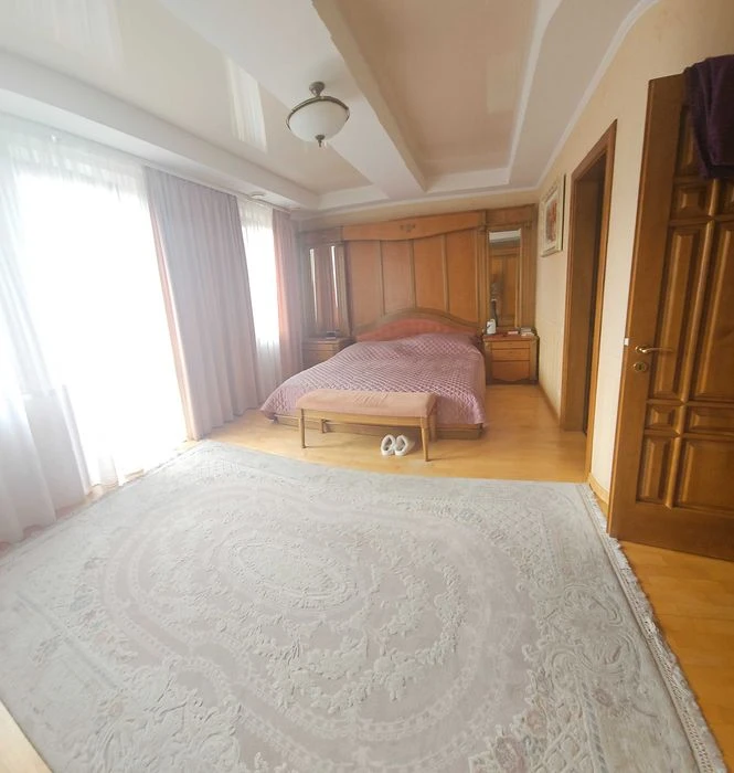 КОТЕДЖ з ліфтом! вул.Гіпсова (Алтайські озера) 275кв.м.+гара