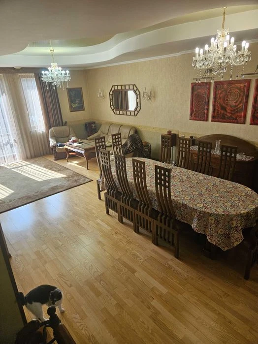 КОТЕДЖ з ліфтом! вул.Гіпсова (Алтайські озера) 275кв.м.+гара