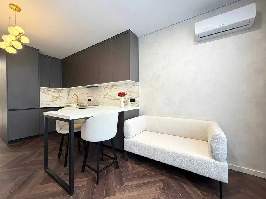 Modern one-room apartment with a beautiful view near the lake