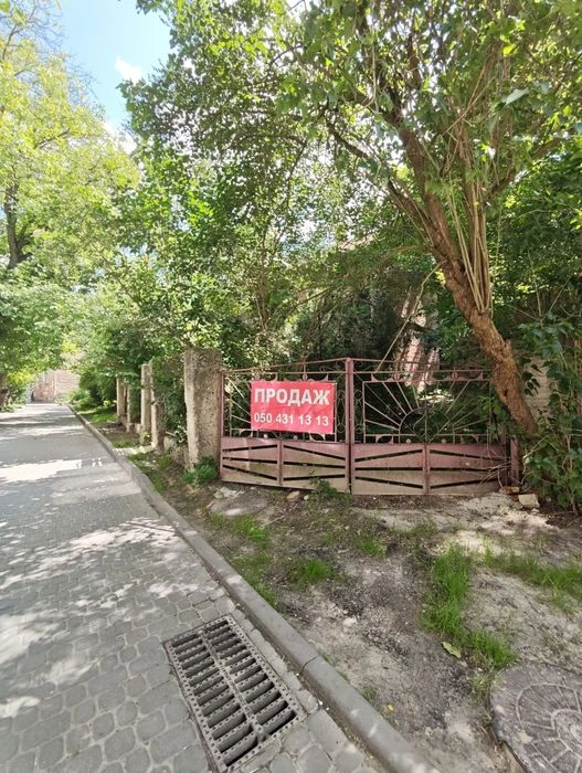 Продаж будинку у Львові по вул Сахарова 66