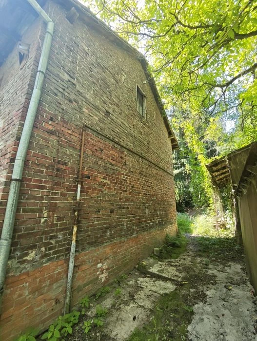 Продаж будинку у Львові по вул Сахарова 66