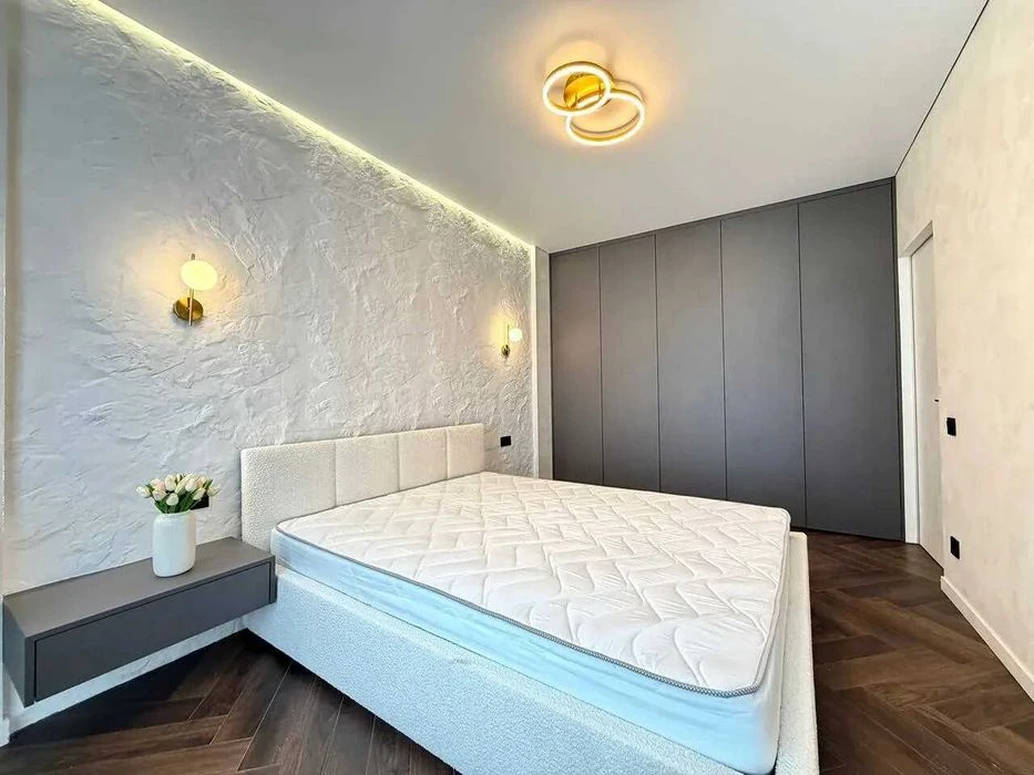 Modern one-room apartment with a beautiful view near the lake