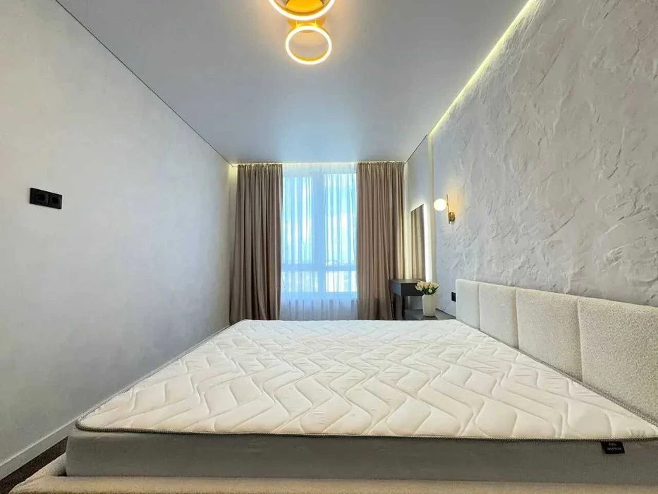 Modern one-room apartment with a beautiful view near the lake