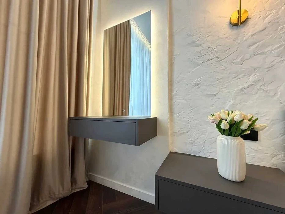 Modern one-room apartment with a beautiful view near the lake
