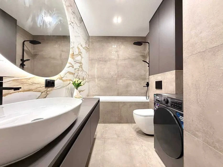 Modern one-room apartment with a beautiful view near the lake