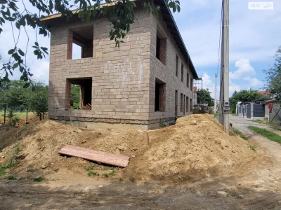 Продаж Таунхаус Рясне