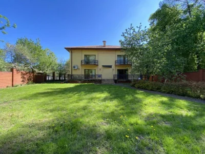 Продам будинок 608 м.кв, 12сот. паркова зона вул. Любінська