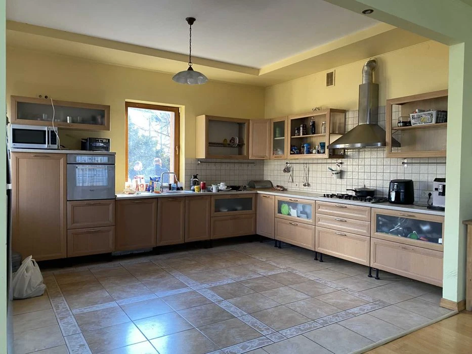 Продам будинок 608 м.кв, 12сот. паркова зона вул. Любінська