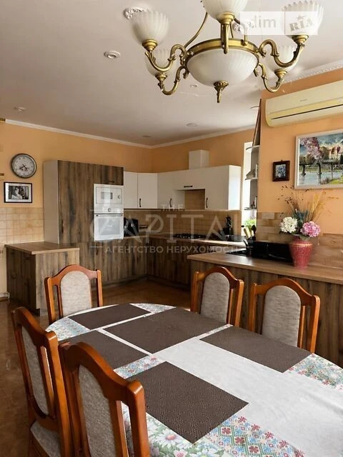 Продаж 1 поверхового будинку з ділянкою на 10 соток, 384 кв.