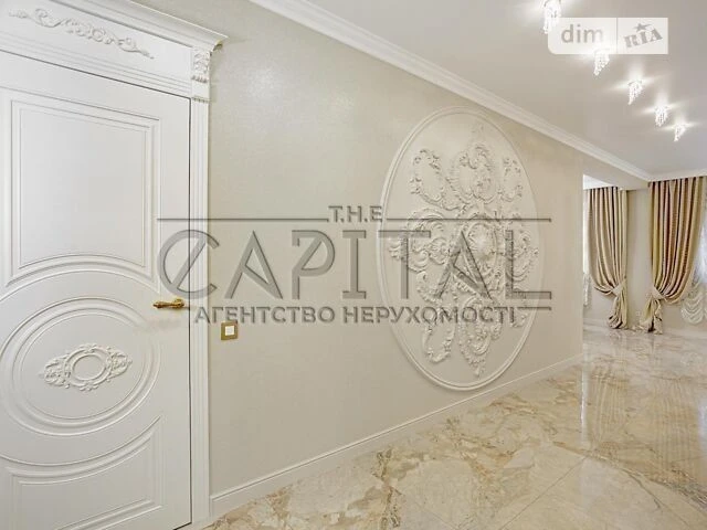 Продаж 2 поверхового будинку з ділянкою на 6 соток, 250 кв.
