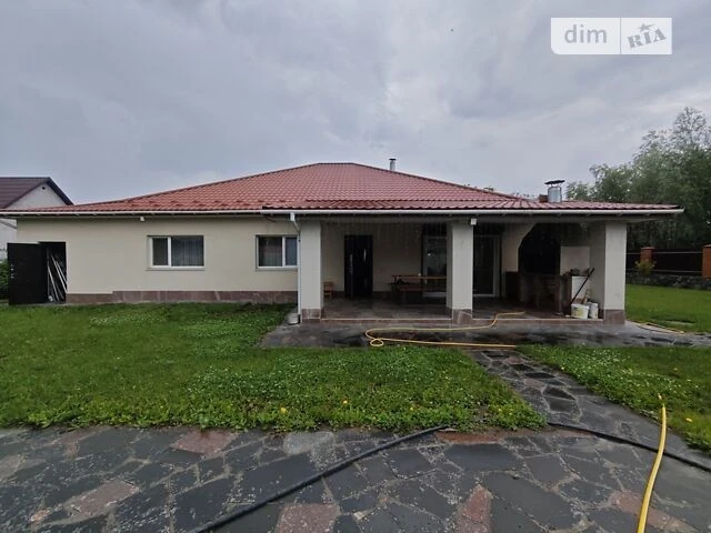 Продаж 1 поверхового будинку з ділянкою на 10 соток, 141 кв.