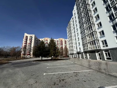 Квартира. Полтава, Героїв України вул. (Героїв Сталінграду),