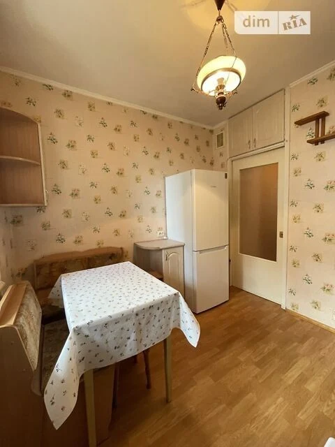 Sale of 1-room apartment 38 sq. m. on Mykola Zakrevskoho St. 57 •
