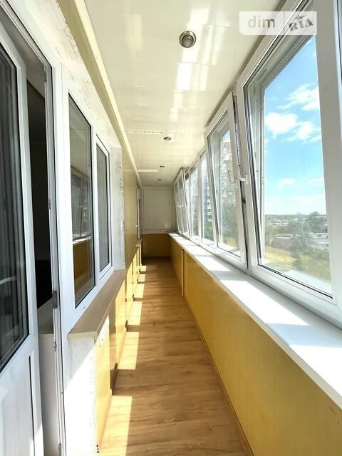 Sale of 1-room apartment 38 sq. m. on Mykola Zakrevskoho St. 57 •