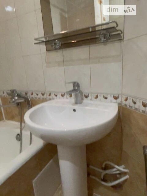 Sale of 1-room apartment 38 sq. m. on Mykola Zakrevskoho St. 57 •