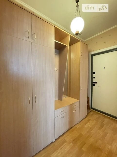 Sale of 1-room apartment 38 sq. m. on Mykola Zakrevskoho St. 57 •