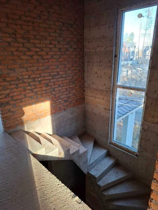 Продаж будинку з двох дуплексів 190,5м², 10 соток, вулиця М.
