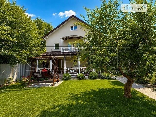 Продаж 3 поверхового будинку з ділянкою на 6 соток, 193 кв.