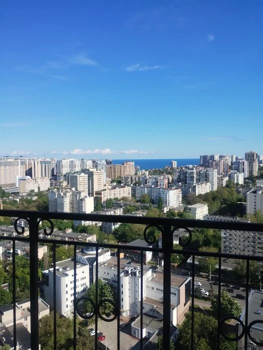 Продам Солнечная видовая квартира ЖК Акрополь Парк Победы /Го
