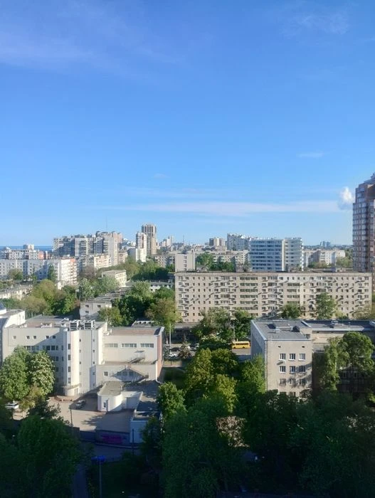 Продам Солнечная видовая квартира ЖК Акрополь Парк Победы /Го