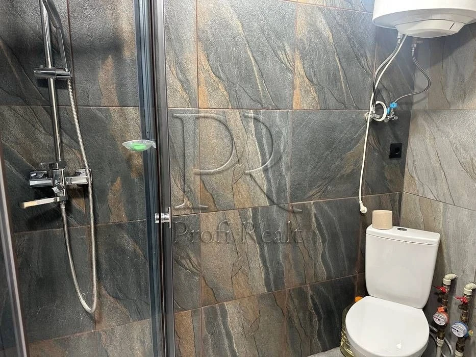 Smart apartment for sale at Akademika Biletskoho 9, Sol