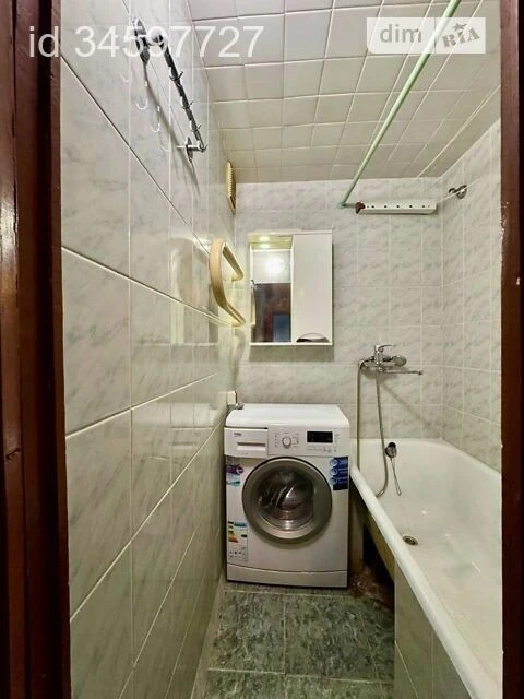 Sale of 2-room apartment 43.7 sq. m. on Knyazya Romana Mstislava Street