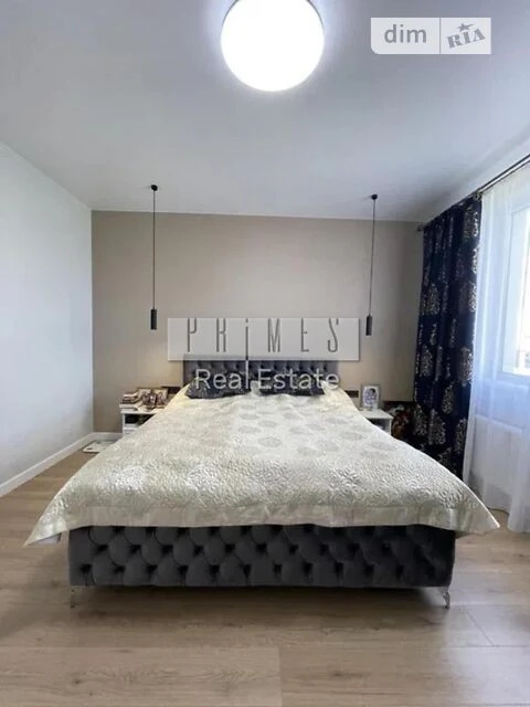 Продаж 2 поверхового будинку 120 кв. м, 3 кімнати, на вул. Я