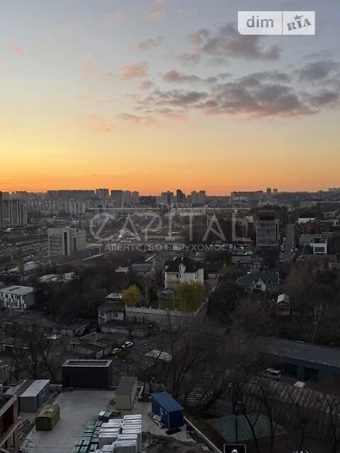 Sale of 2-room apartment 70 sq. m. on Andriy Verkhoglyada St. 30 • I