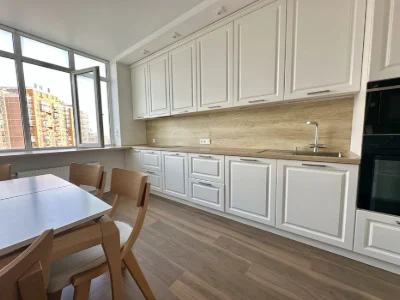 Шикарная с видом моря 3 ком. квартира -94 метров-район Альта