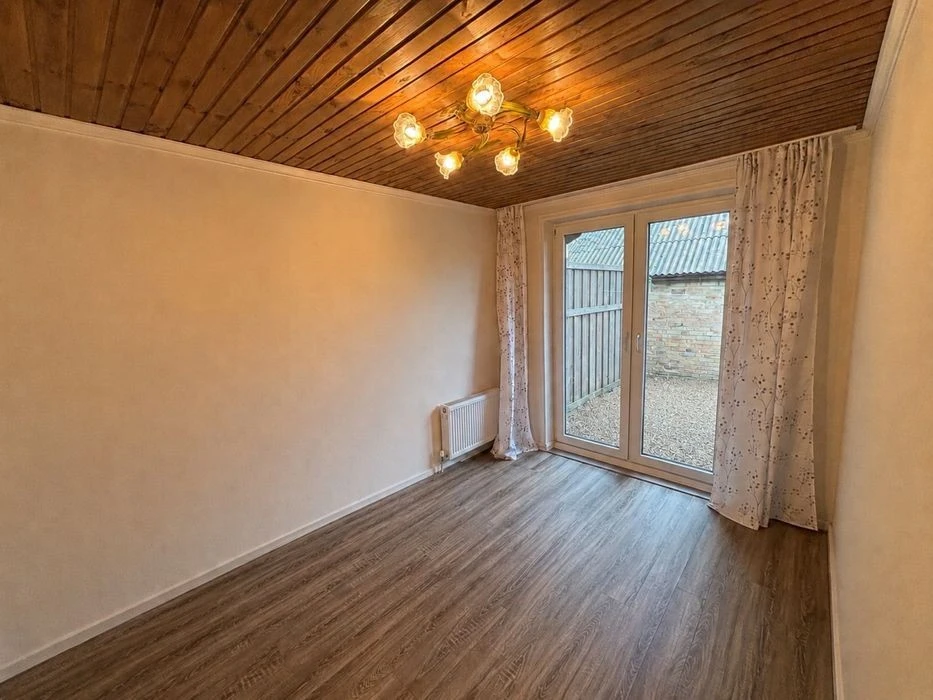 Продам новий будинок 50 м² з ремонтом і власним подвір'ям, К