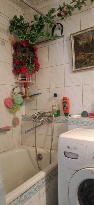 Продаж будинку 5 кім. газ, вул. Армійська, 13