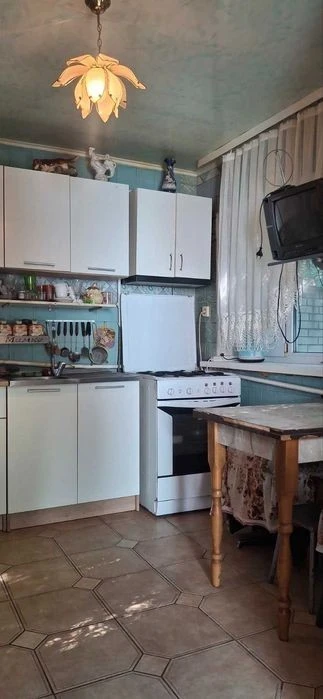 Продаж будинку 5 кім. газ, вул. Армійська, 13