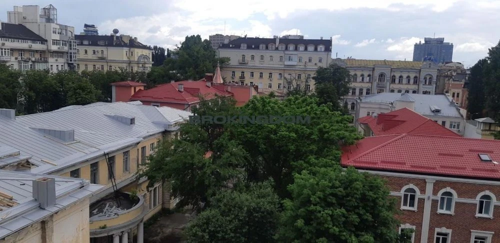 Продаж 2-кімн. кварт. вул. Шовковична. Липки, Центр