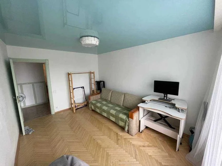 Продажа: 2 ком квартиры по ул. Любинская