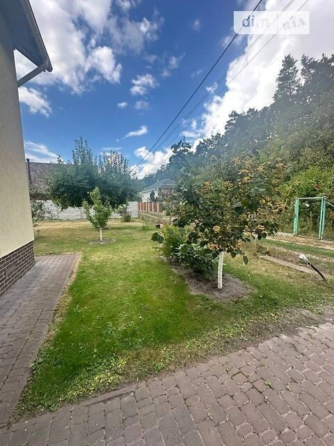Продаж 2 поверхового будинку з ділянкою на 6 соток, 104 кв.