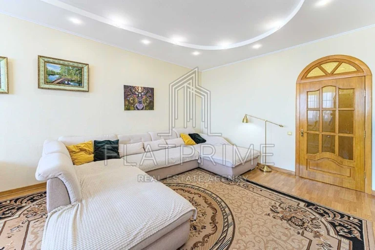 4-room apartment for sale 149 m² in the center of Kyiv
