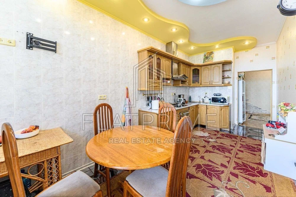 4-room apartment for sale 149 m² in the center of Kyiv