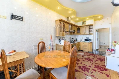 4-room apartment for sale 149 m² in the center of Kyiv