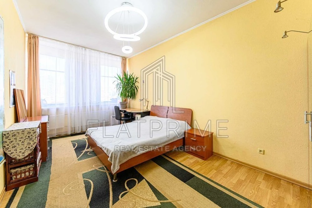 4-room apartment for sale 149 m² in the center of Kyiv