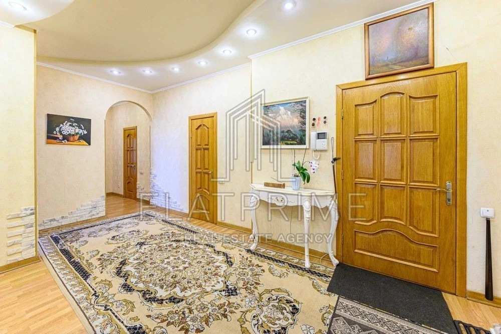 4-room apartment for sale 149 m² in the center of Kyiv