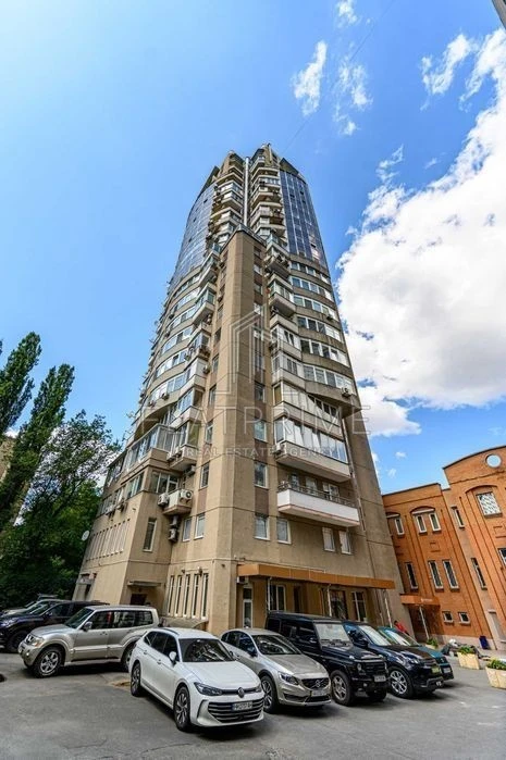 4-room apartment for sale 149 m² in the center of Kyiv