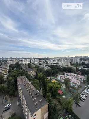 For sale 2-room apartment 65 sq. m. on Priorska Street 16 • ID 346701