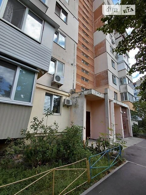 Sale of 1-room apartment 35 sq. m on 79 Heroiv Dnipra St. • ID 34