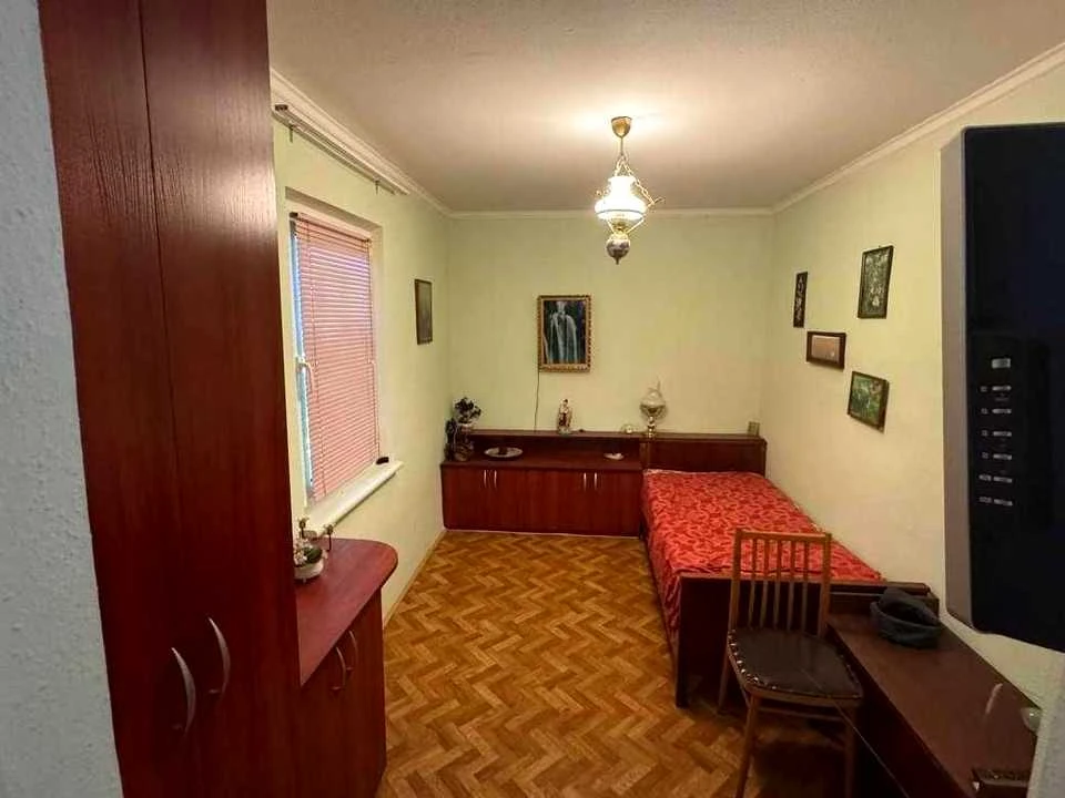 Будинок. Київ, 113-та Садова вул.
