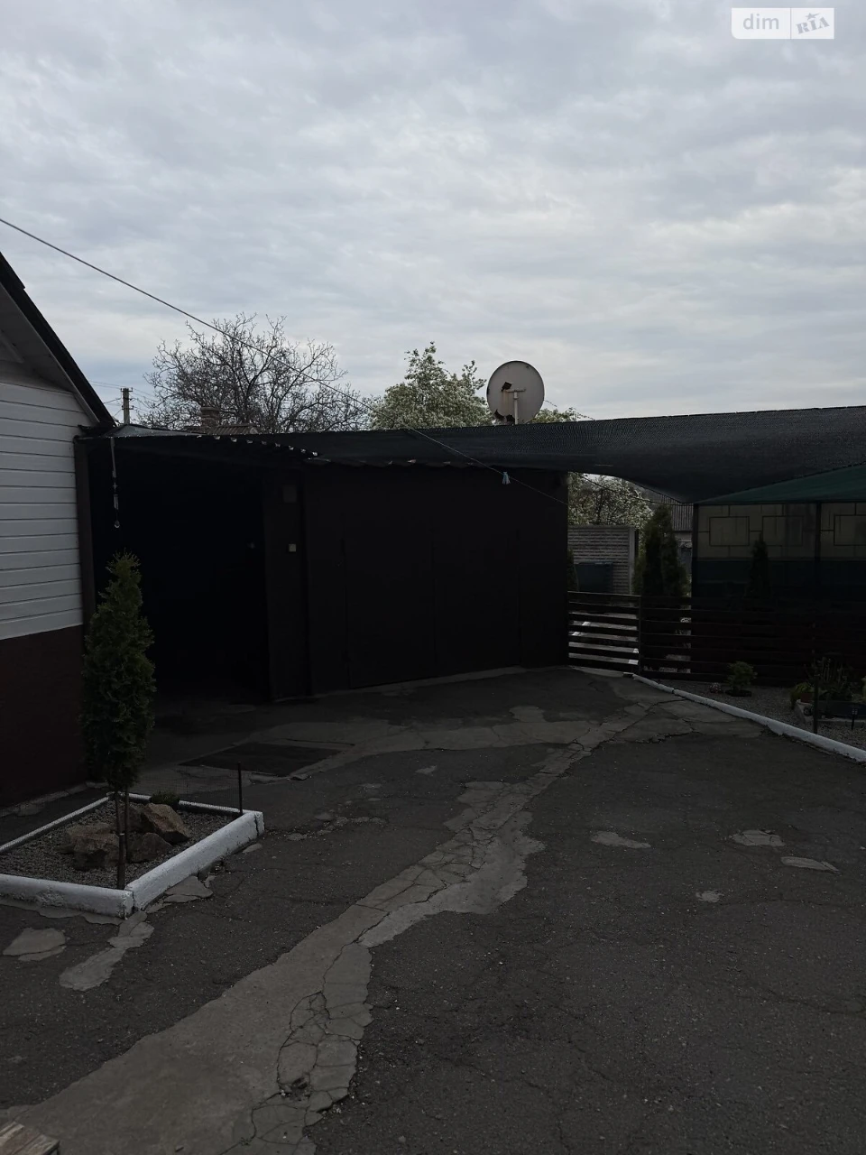 House for sale Oleksandrivskyi (Zhovtnevyi)
