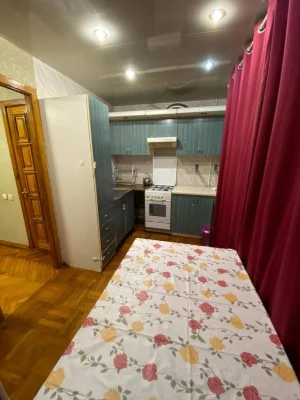 Продам 3ку Ул Школьная Малый Рынок