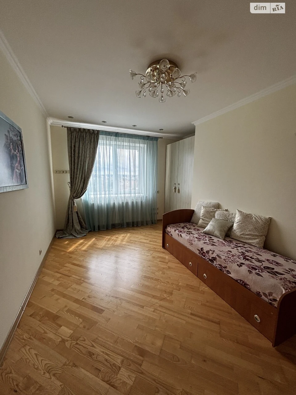 Продаж Квартира Виставка